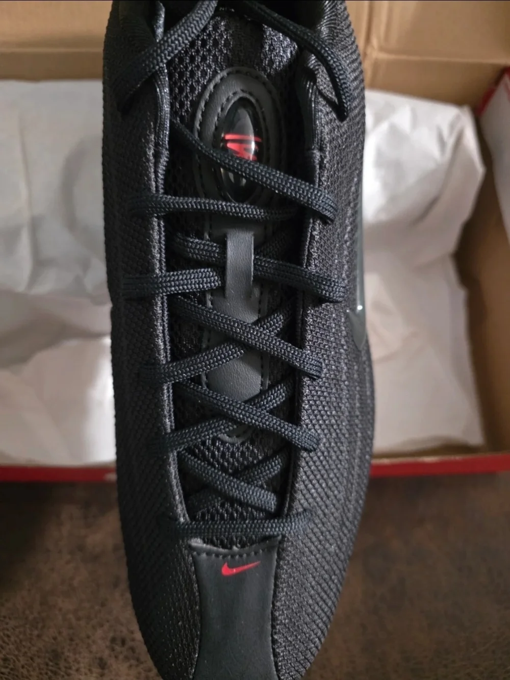 Nike Shox Black & Red Sneakers Men’s Size 10.5 Brand New in Box